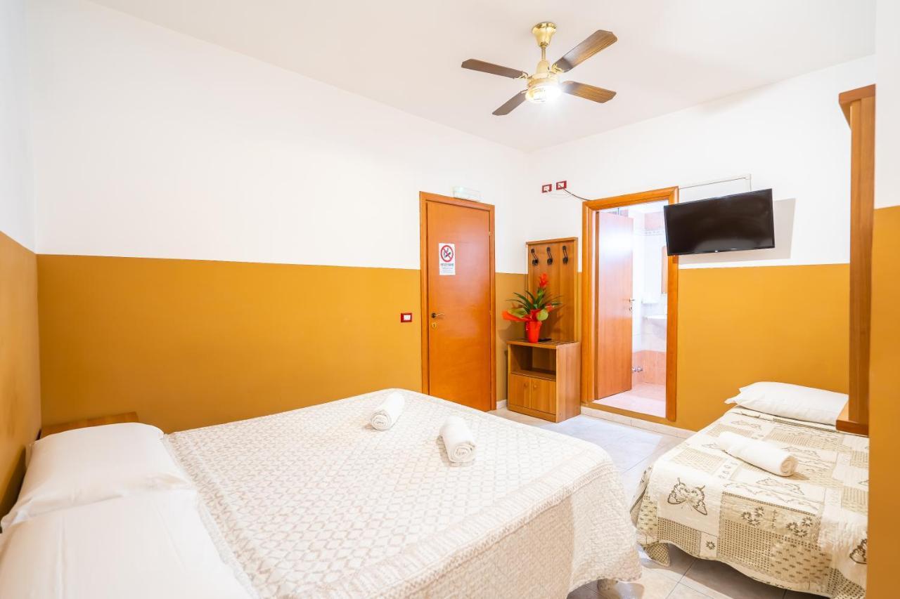 Booking Inn Rome Center Екстериор снимка